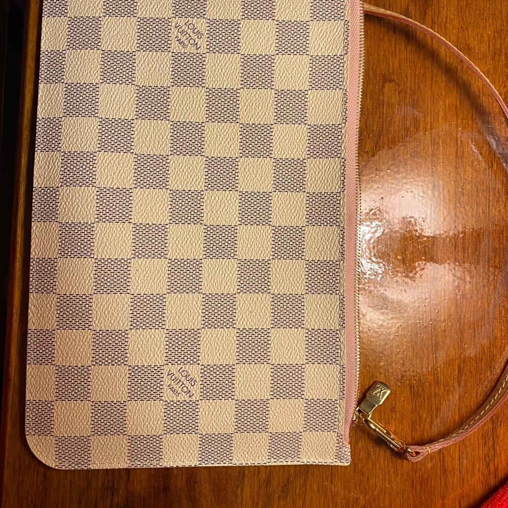 Louis Vuitton Pouch/wristlet